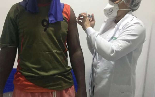 Vacinação COVID-19 - Funcionários da Limpeza Urbana.