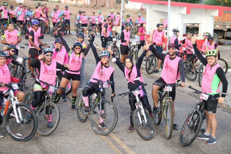 Realização do 1º Pedal Amigos do Peito.