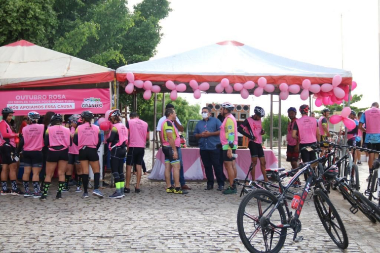 Realização do 1º Pedal Amigos do Peito.