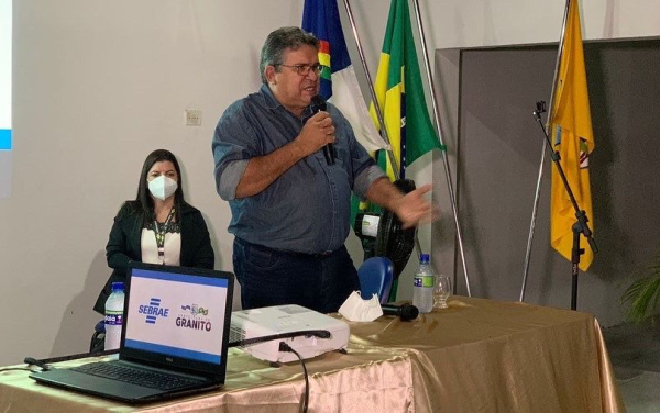 Registros da cerimônia de lançamento do programa “Cidade Empreendedora”