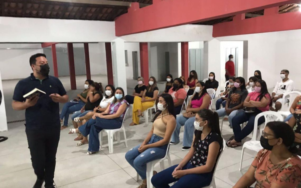 Registros das oficinas “Fatores para se desenvolver o empreendedorismo” e “WhatsApp Business” como ferramenta de trabalho para os empreendedores granitenses.