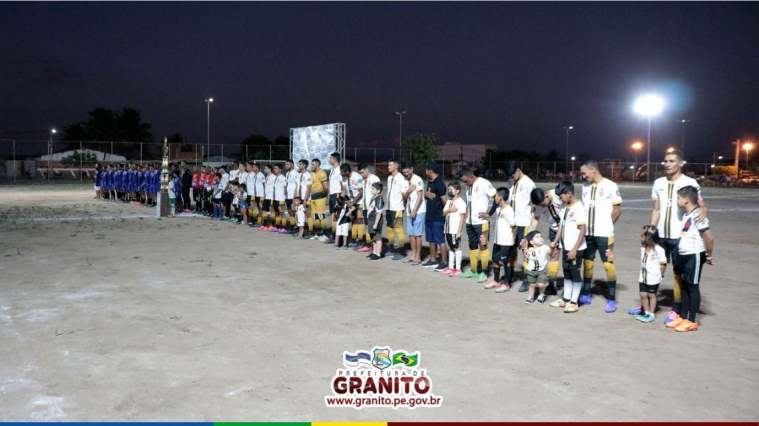 CAMPEONATO DE FUTEBOL DE CAMPO MOVIMENTA ESPORTE EM GRANITO.