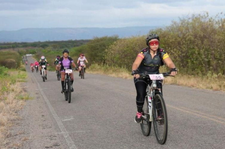 PEDALANDO PELA SAÚDE E PELO BEM-ESTAR