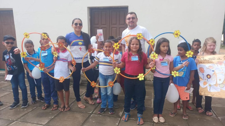LAGOA NOVA FEZ BONITO NA MOBILIZAÇÃO EM PROL DA CAMPANHA MAIO LARANJA.