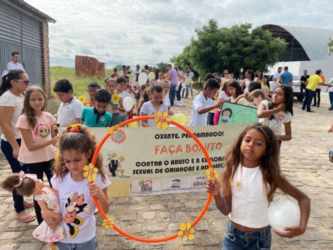 RANCHARIA FEZ BONITO NO ENCERRAMENTO DA CAMPANHA MAIO LARANJA.