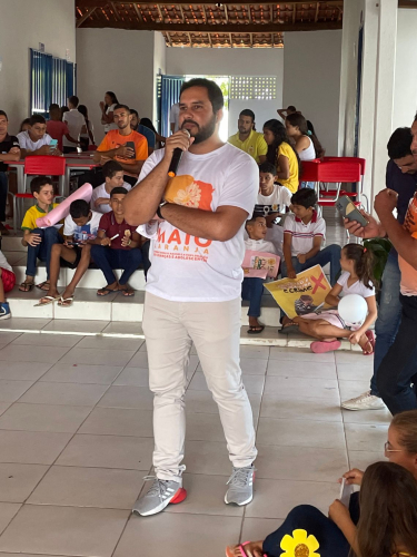 RANCHARIA FEZ BONITO NO ENCERRAMENTO DA CAMPANHA MAIO LARANJA.