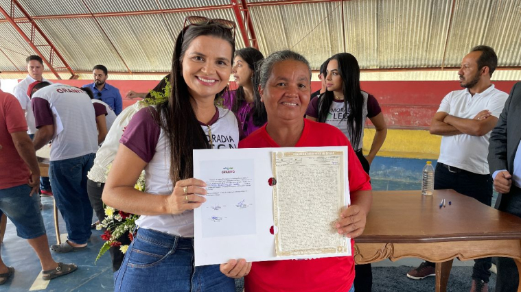 Gratidão e Celebração na Solenidade de Entrega de Títulos do Programa Moradia Legal