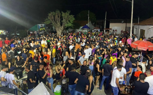 FESTEJOS DE OUTUBRO MOVIMENTAM AS COMUNIDADES DE GRANITO!