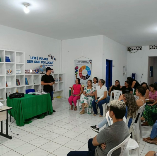 Secretaria de Educação de Granito promove Reunião de Alinhamento das Ações Educacionais