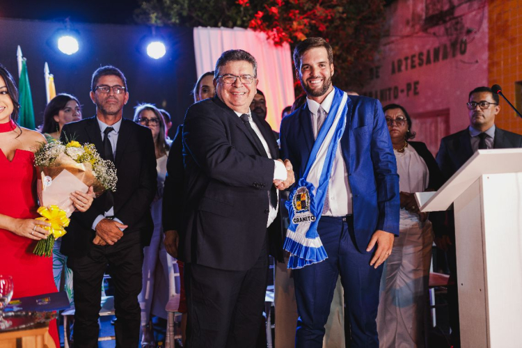 Posse do Novo Prefeito, Vice-Prefeito e Vereadores