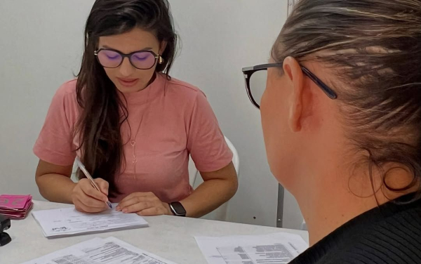 Carreta do “Amigos do Peito” realiza atendimentos em Granito