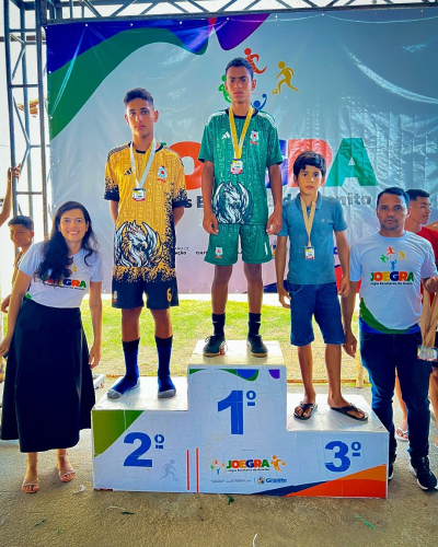 Orgulho que corre no peito! Entrega das medalhas do atletismo nos Jogos Escolares de Granito