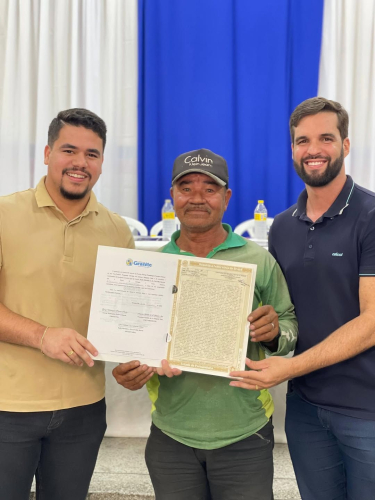Programa Moradia Legal avança em Granito com entrega de escrituras a famílias do município